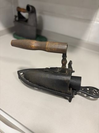 Planchas antiguas de hierro fundido