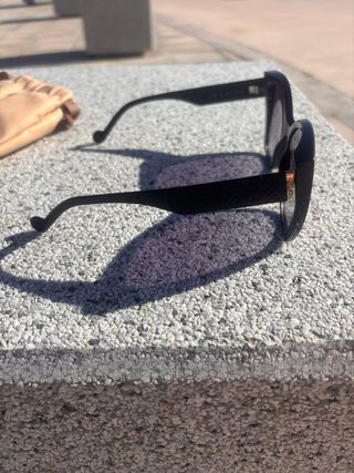 Gafas de sol Liu Jo negras y moradas