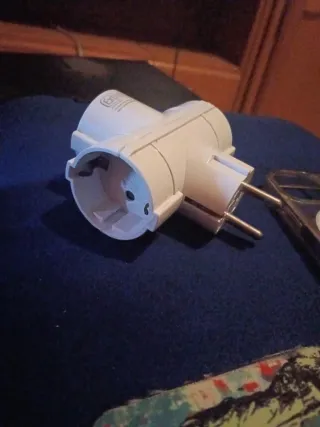 Adaptador Triple Enchufe