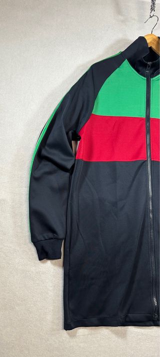 Chaqueta Zara M Negra Roja Verde Larga