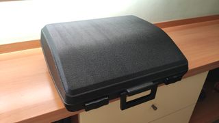 Máquina de escribir Royal Express 12 con maleta