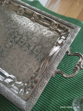 Bandeja Marroquí Alpaca con Patas