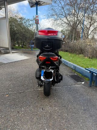 Yamaha XMAX 300cc 2021 PRECIO 3300€