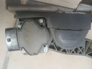 Pedal Acelerador Nissan Terrano II