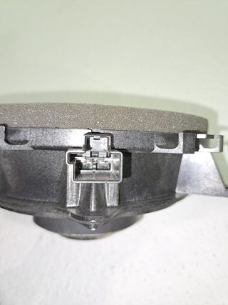 ALTAVOZ VOLVO XC60 (7)