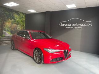 Alfa Romeo Giulia 2.2 JTDM 180 CV