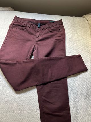 Pantalones granates elasticos