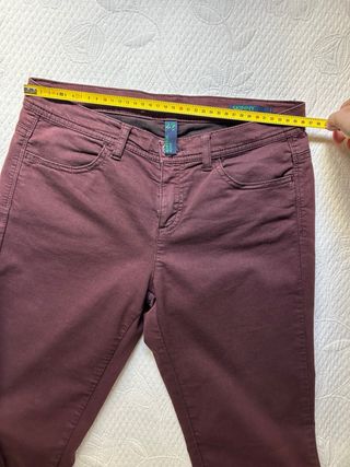 Pantalones granates elasticos