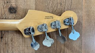 Bajo eléctrico Fender Mustang American Performer