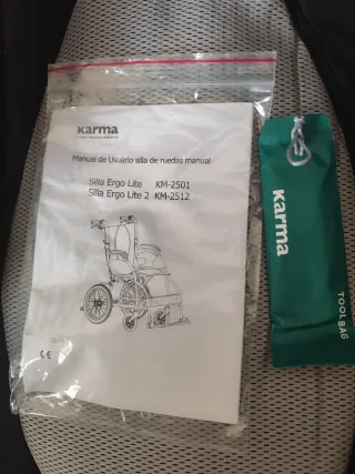 Silla de ruedas de desplazamiento