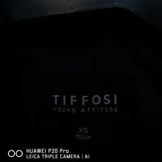 Chaqueta acolchada Tiffosi unisex negra