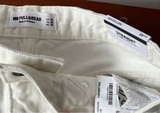 Pantalón corto Pull&Bear blanco roto varias tallas