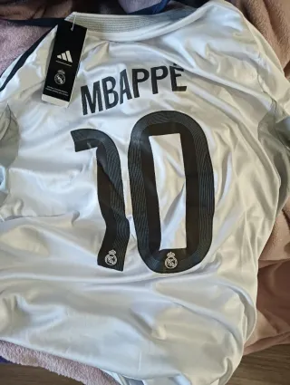 Camiseta Real Madrid Mbappé 10