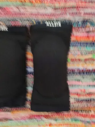 Rodilleras Voleibol ALLSIX Negras