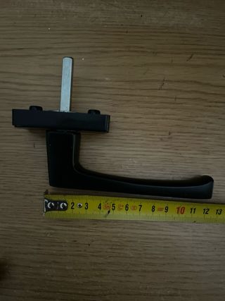 Manilla negra para puerta