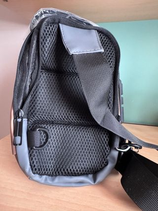 Riñonera con cierre de combinación