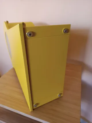 Reloj IKEA PS 1995 Vintage Amarillo