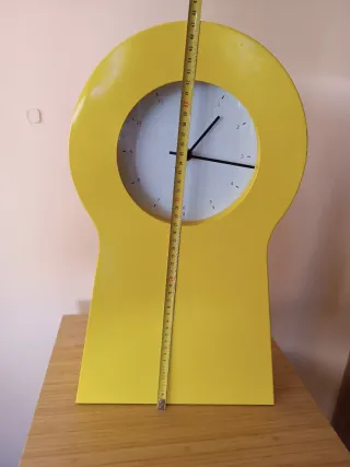 Reloj IKEA PS 1995 Vintage Amarillo
