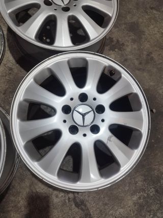 Llantas Mercedes 16 Clase A