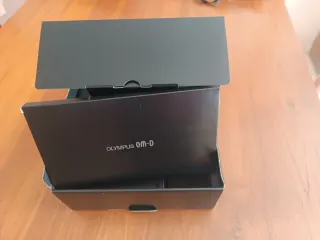 Cámara Olympus OM-D Plata y Negra M5 Mark II + obj