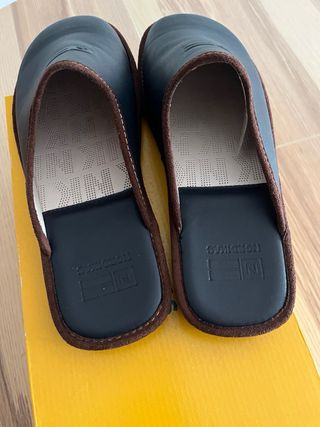 Zapatillas Nordikas Piel Talla 42 NUEVAS ESTRENAR