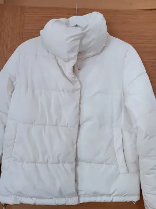 Plumífero blanco mujer cuello alto