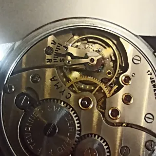 Reloj Cyma Vintage Dorado y Marrón