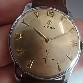Reloj Cyma Vintage Dorado y Marrón