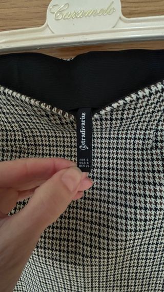 Falda Stradivarius talla S