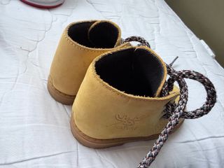Botas amarillas Nature talla 20