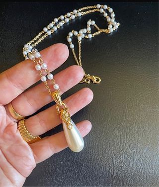 Collana perle e pendente firmato Nolan Miller