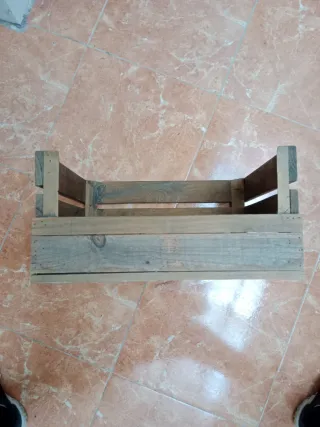 Cama para mascotas de madera