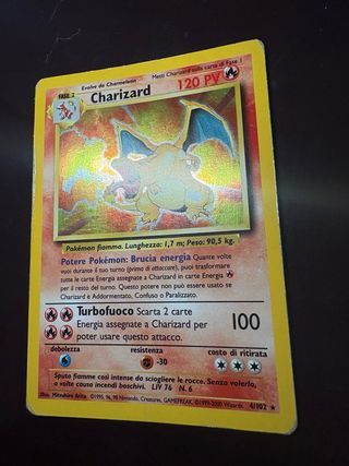 Charizard 4/102 - Giocata inked