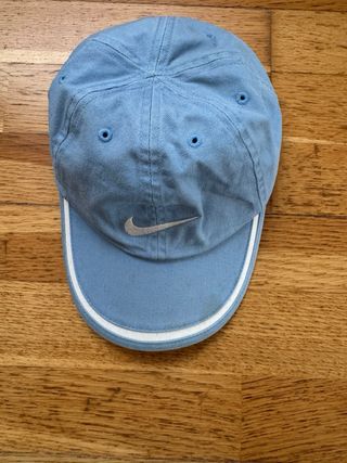 Gorra Nike azul para niño