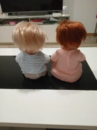 Lote muñecas niña y niño