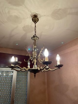 Lámpara de techo metal dorada