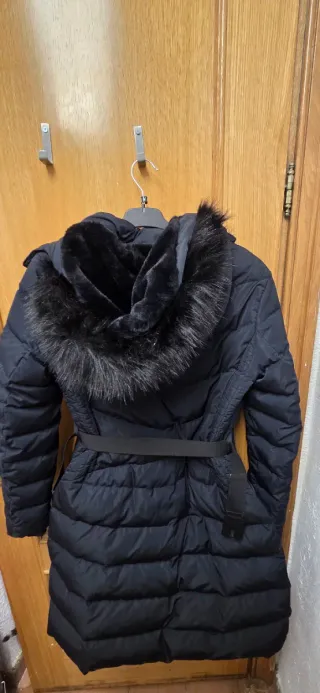 Abrigo largo azul marino Zara