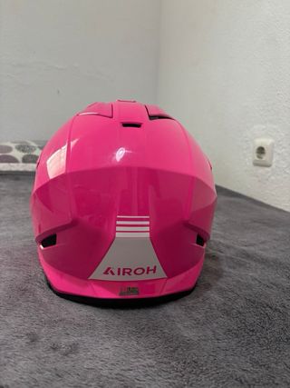 Casco Moto Airoh Kombat Color Rosa Talla S