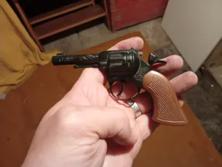 Pistola Juguete Fogueo AVC.