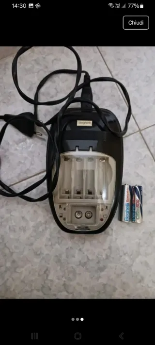 Caricabatterie Beghelli per pile AA/AAA