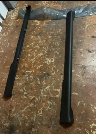 Parachoques Delantero y Taloneras Golf Mk4 R32