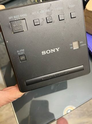 Radio Despertador Sony Negro