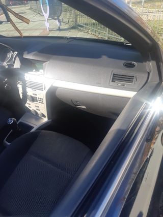 Opel Astra Twin Top 115 CV 2008