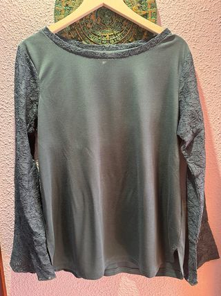 Camiseta manga larga encaje