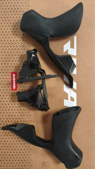 Manetas Rival AXS 12v