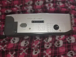 Cámara Nikon FF400SV Plata, más cámara de video.