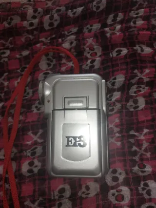 Cámara Nikon FF400SV Plata, más cámara de video.