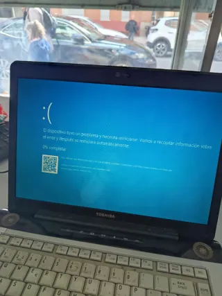 Portátil Toshiba Negro Antiguo