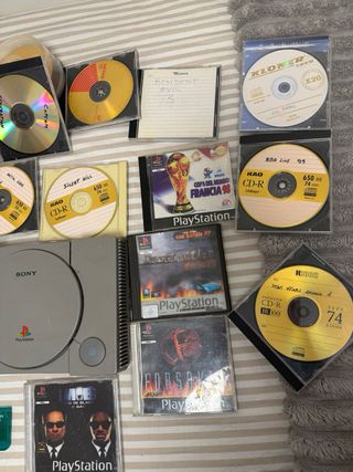 Consola Sony PlayStation 1 + Accesorios