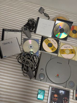 Consola Sony PlayStation 1 + Accesorios